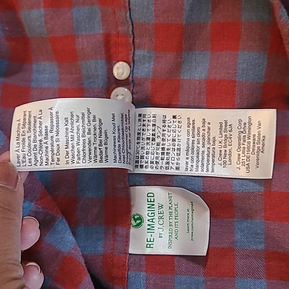 j.crew Men's Red and Blue Checkered Shirt - Picture 5 of 8